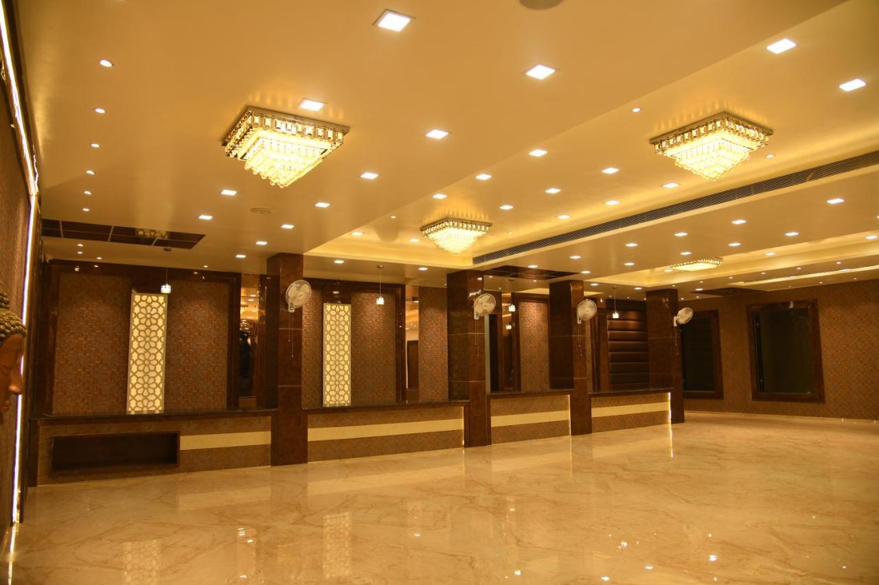 Riverside Meadows Hotel Vidisha Ngoại thất bức ảnh
