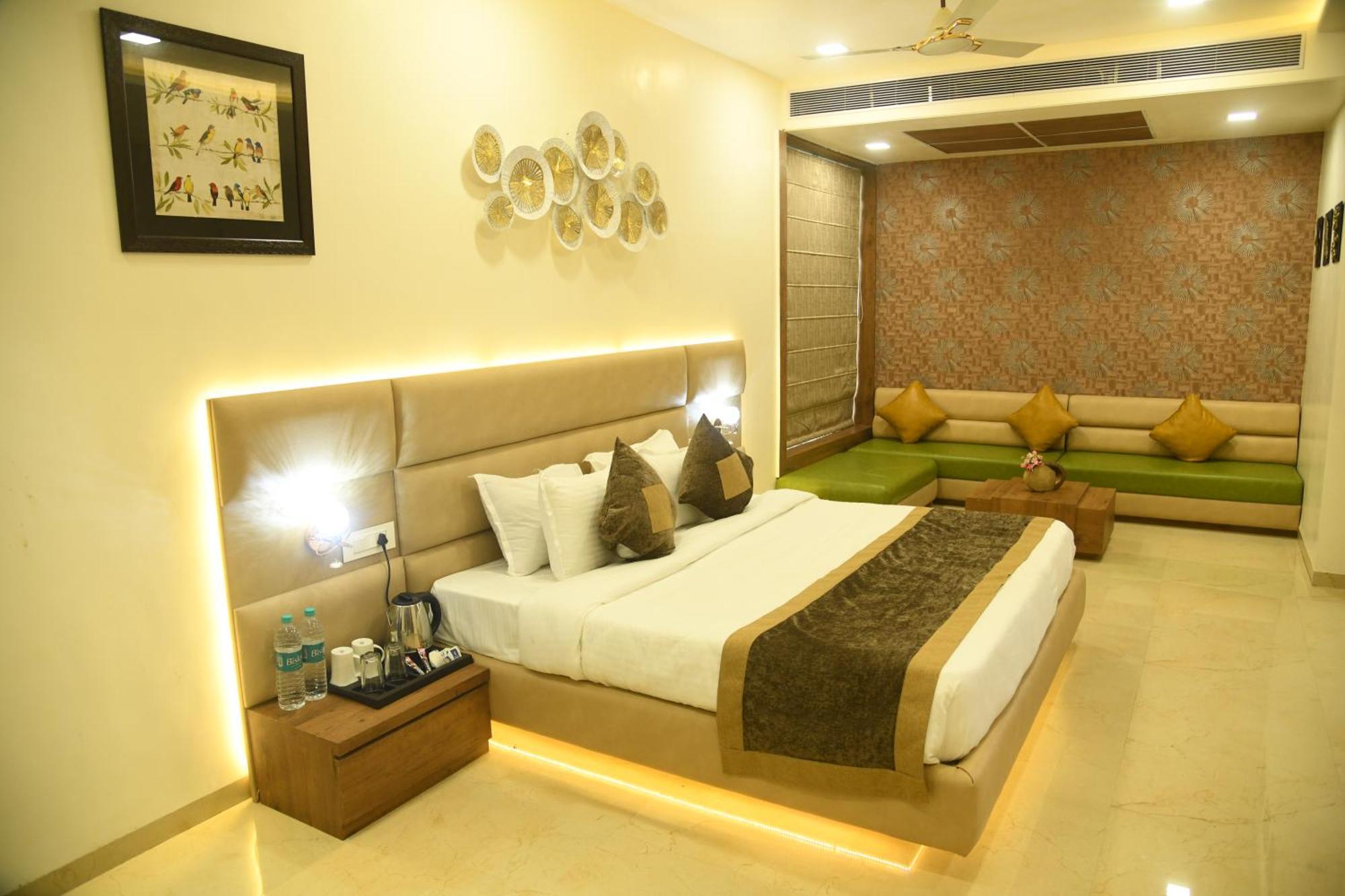 Riverside Meadows Hotel Vidisha Ngoại thất bức ảnh