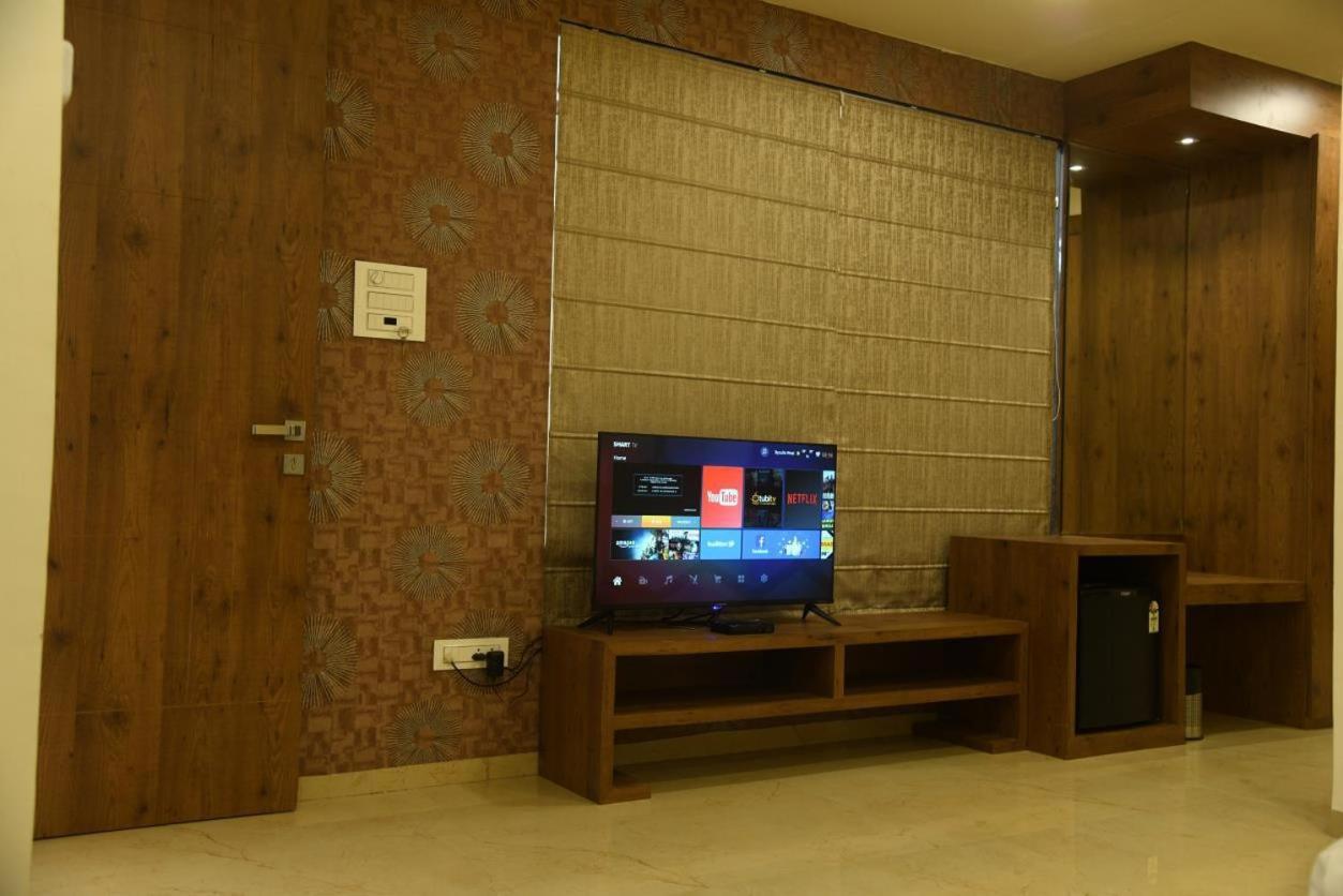 Riverside Meadows Hotel Vidisha Ngoại thất bức ảnh