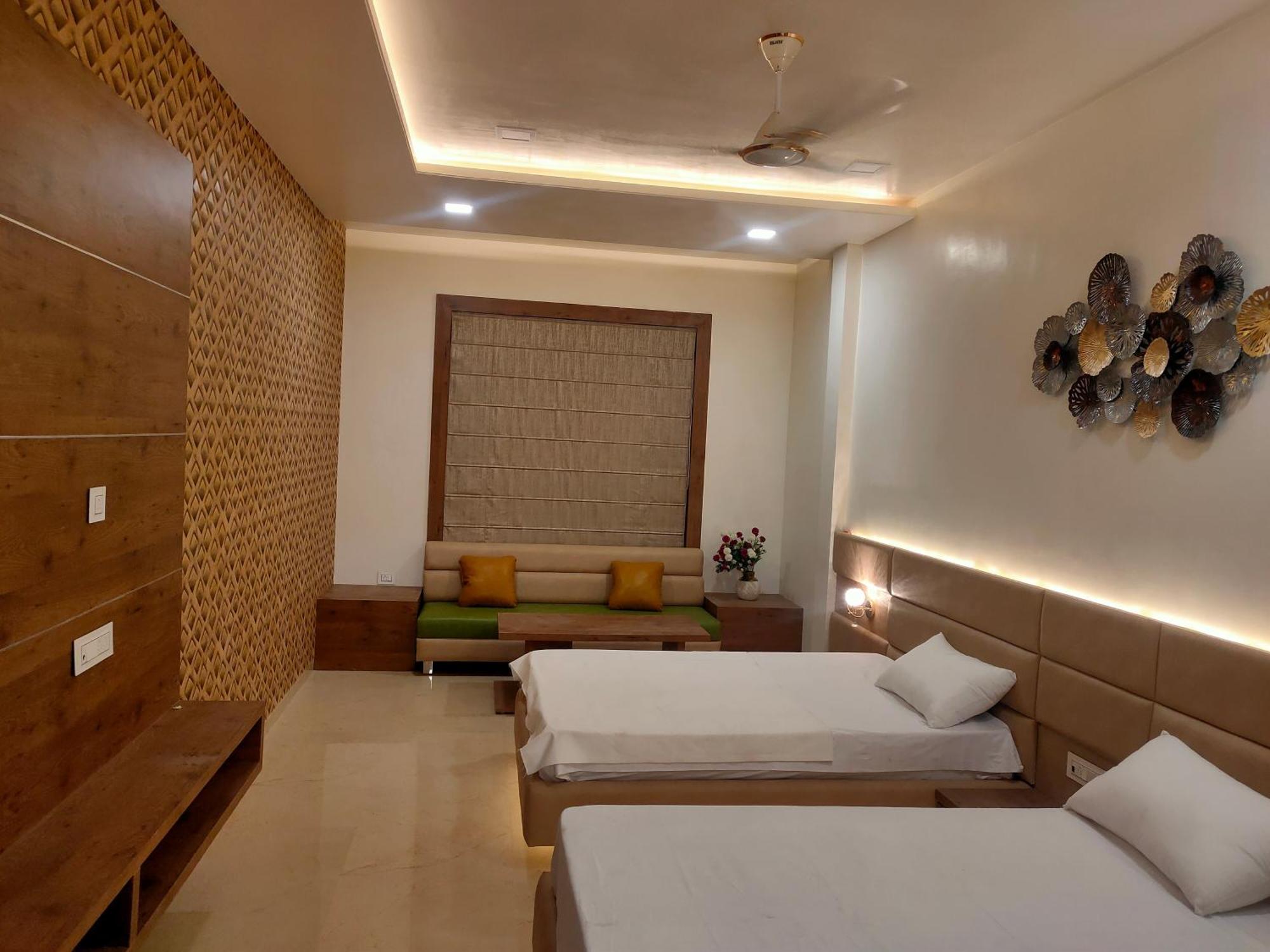 Riverside Meadows Hotel Vidisha Ngoại thất bức ảnh